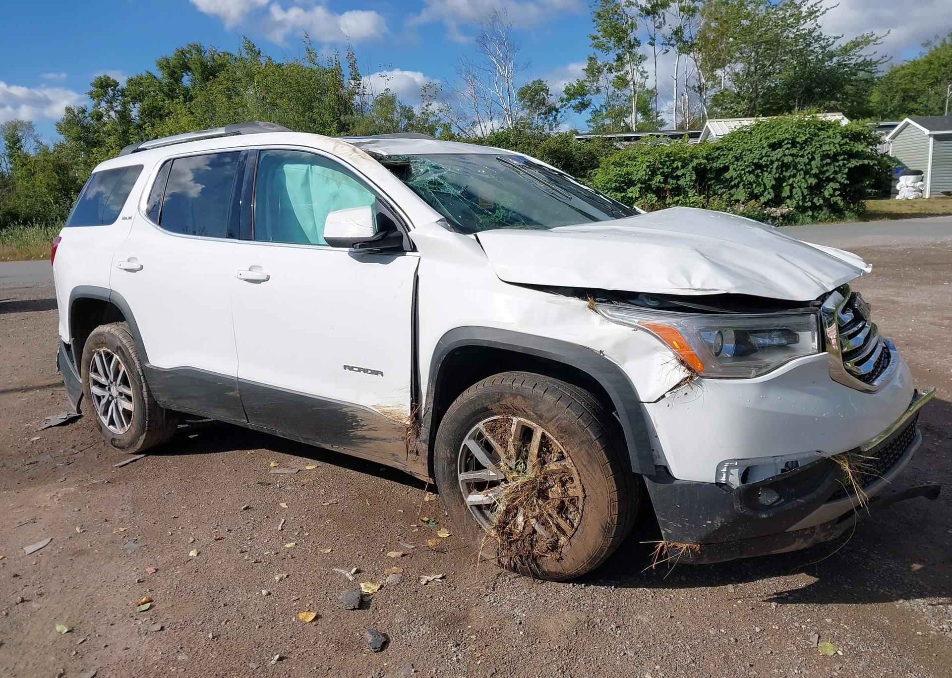 2017 GMC ACADIA SLE-2