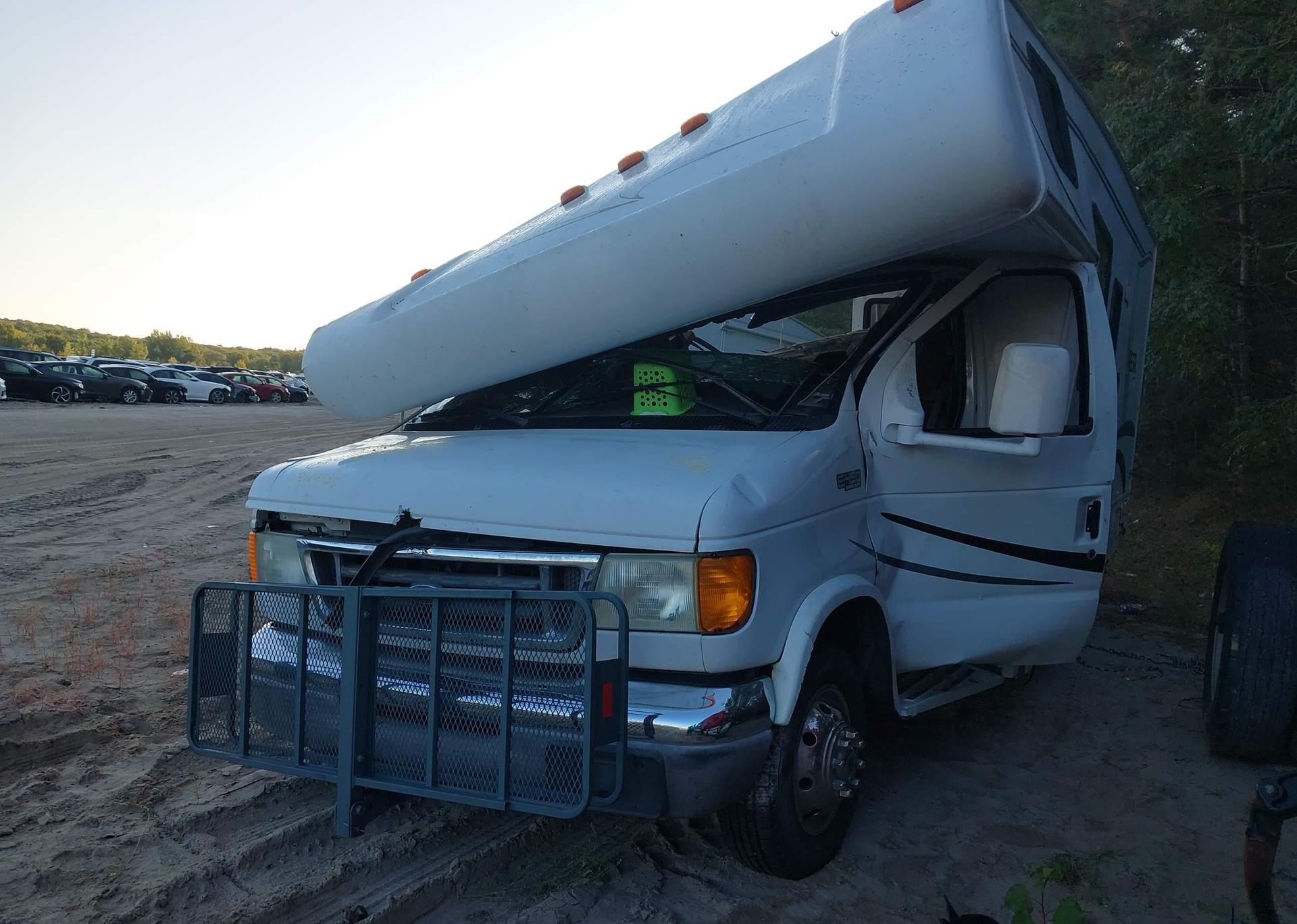 2003 FORD E-450 CUTAWAY STANDARD