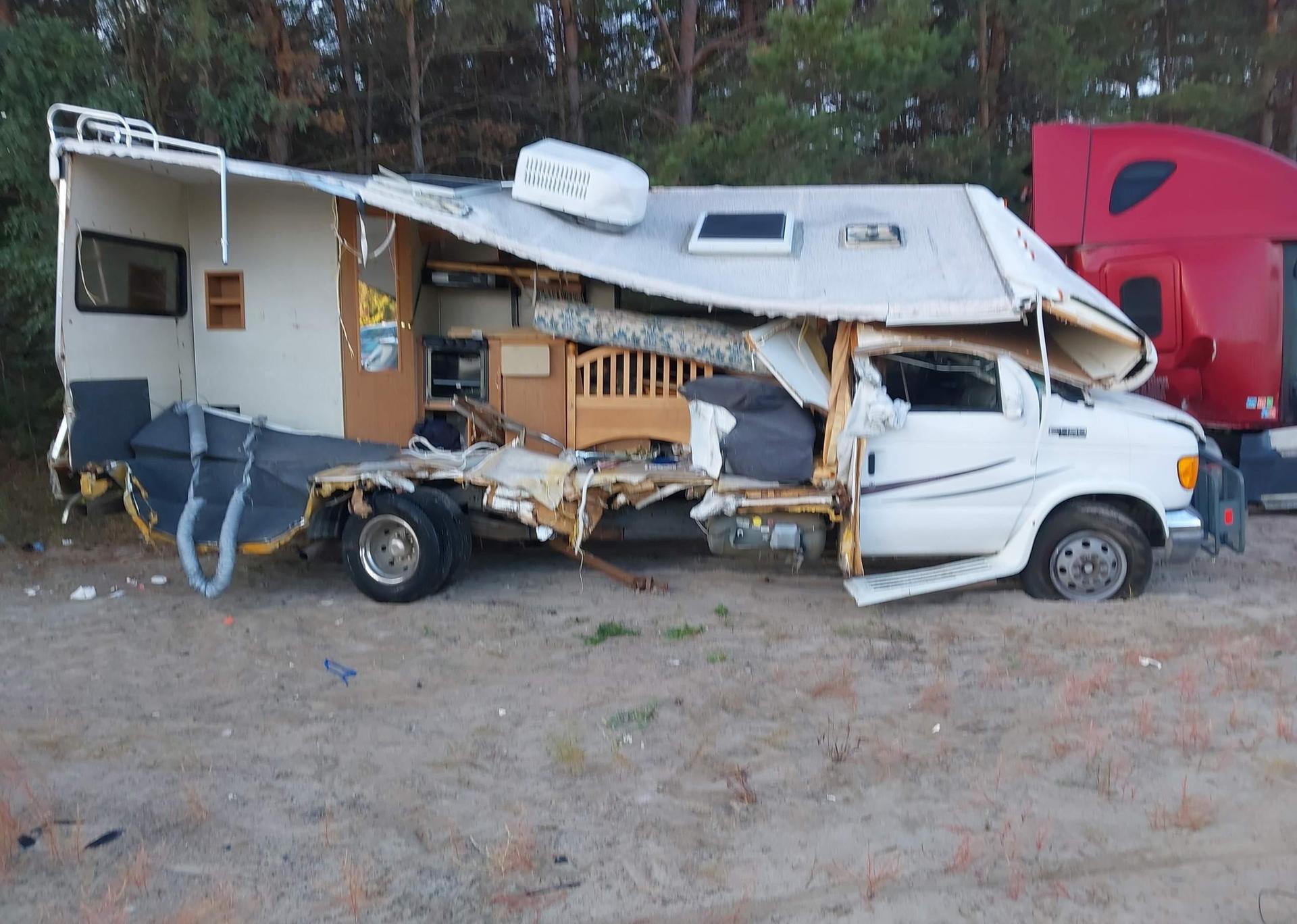 2003 FORD E-450 CUTAWAY STANDARD
