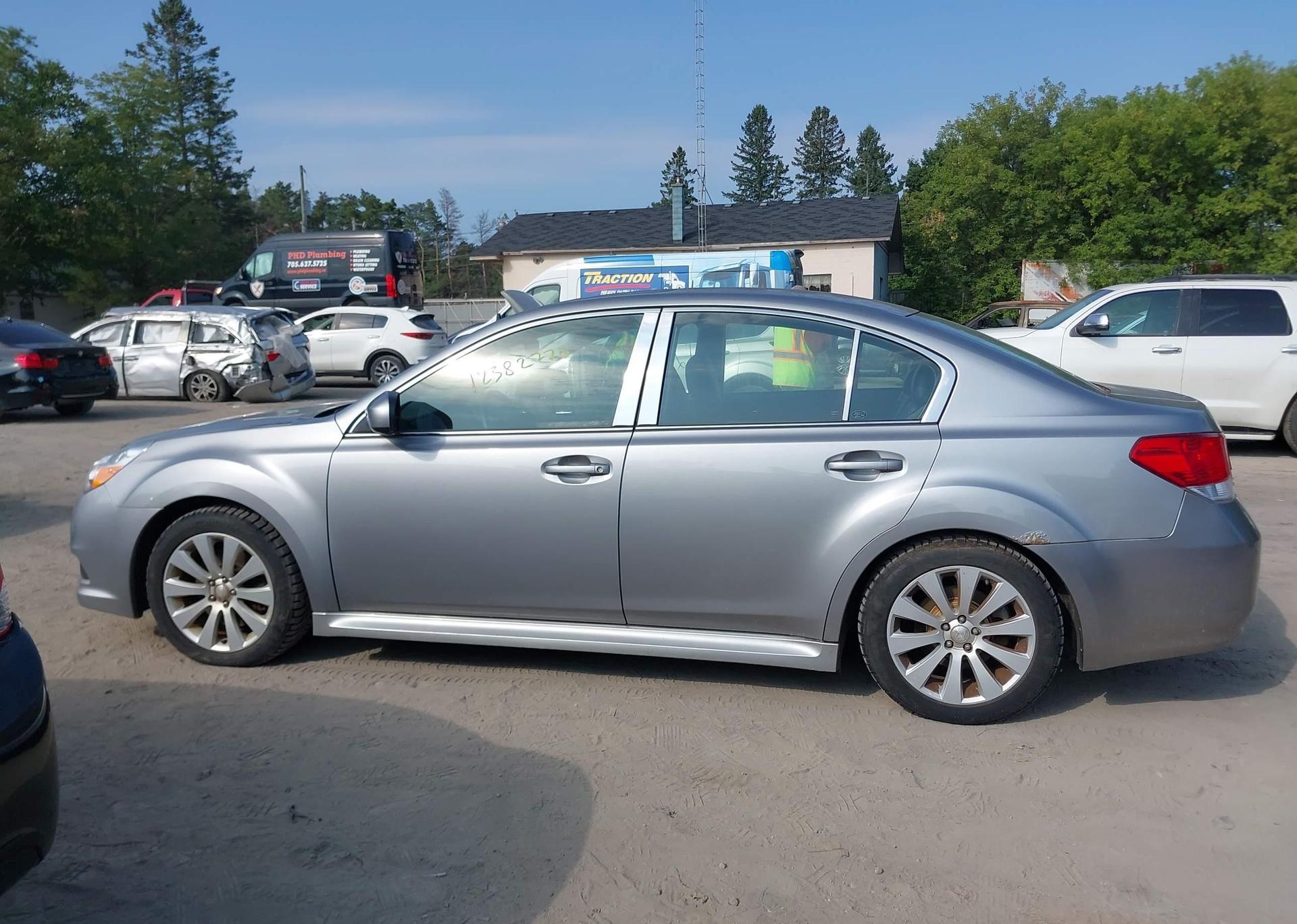 2011 SUBARU LEGACY 3.6R LIMITED