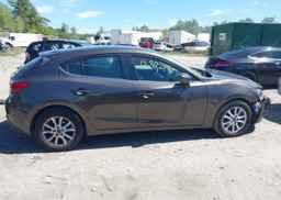 2016 MAZDA MAZDA3 GS