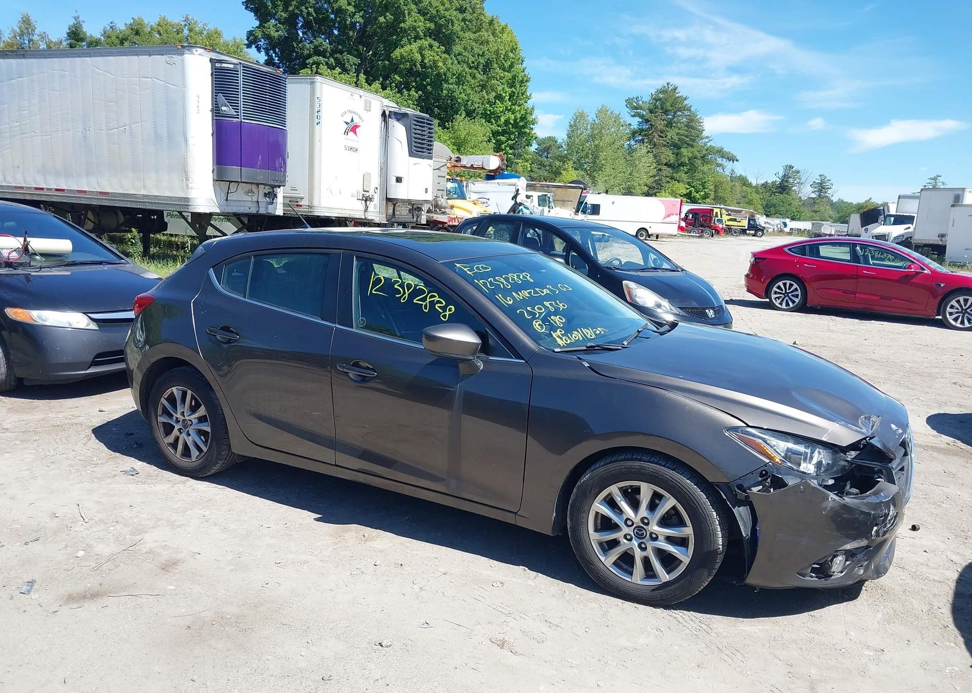 2016 MAZDA MAZDA3 GS