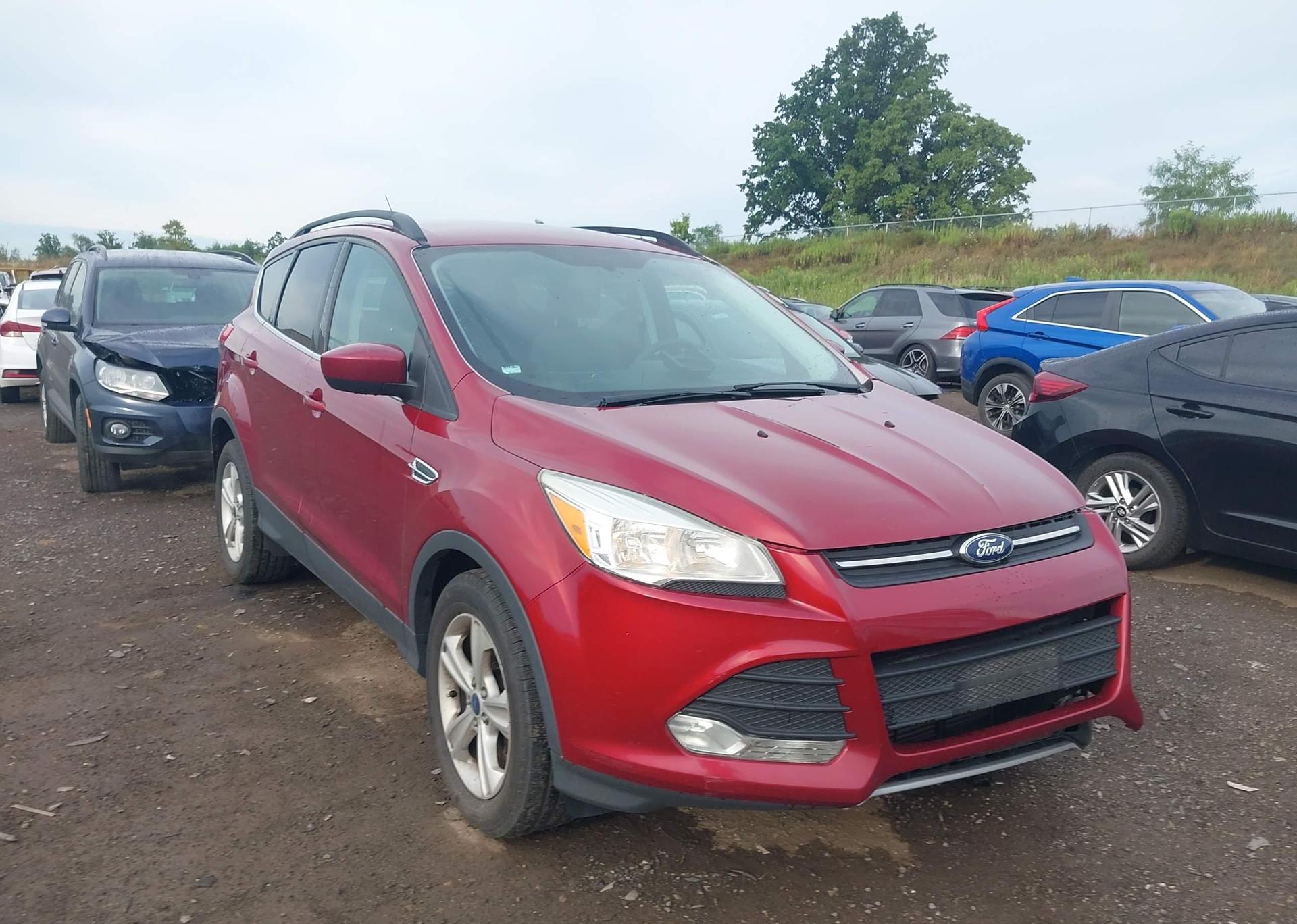 2015 FORD ESCAPE SE