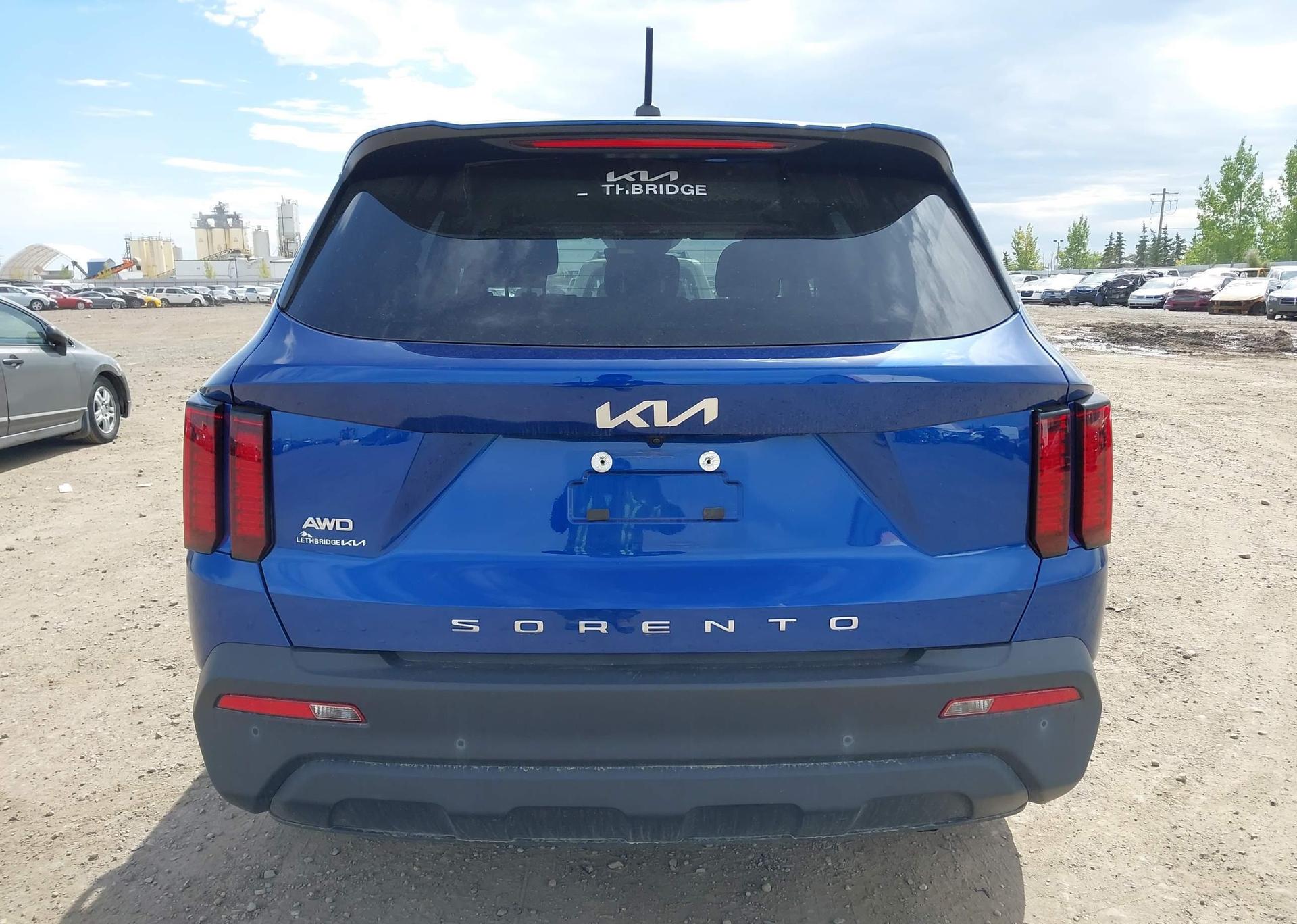 2022 KIA SORENTO 2.5L LX PREMIUM