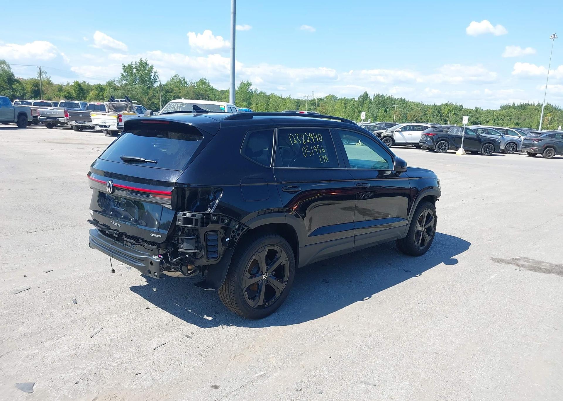 2025 VOLKSWAGEN TAOS COMFORTLINE BLACK EDITION