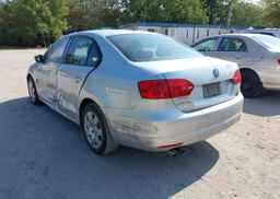 2011 VOLKSWAGEN JETTA S
