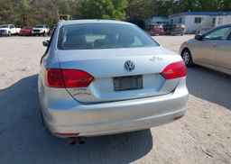 2011 VOLKSWAGEN JETTA S