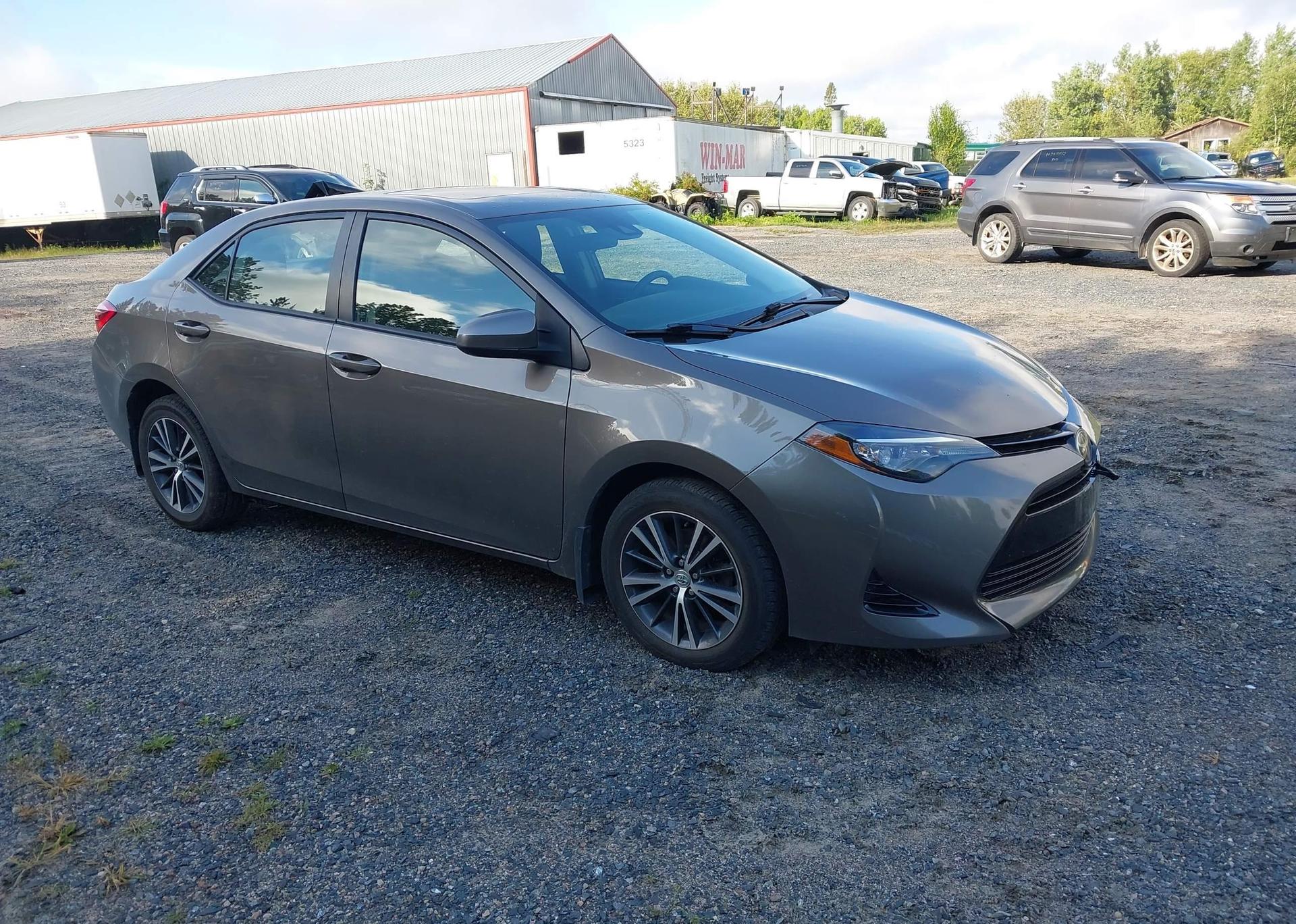 2017 TOYOTA COROLLA LE