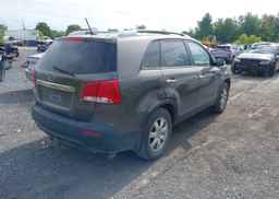2012 KIA SORENTO LX