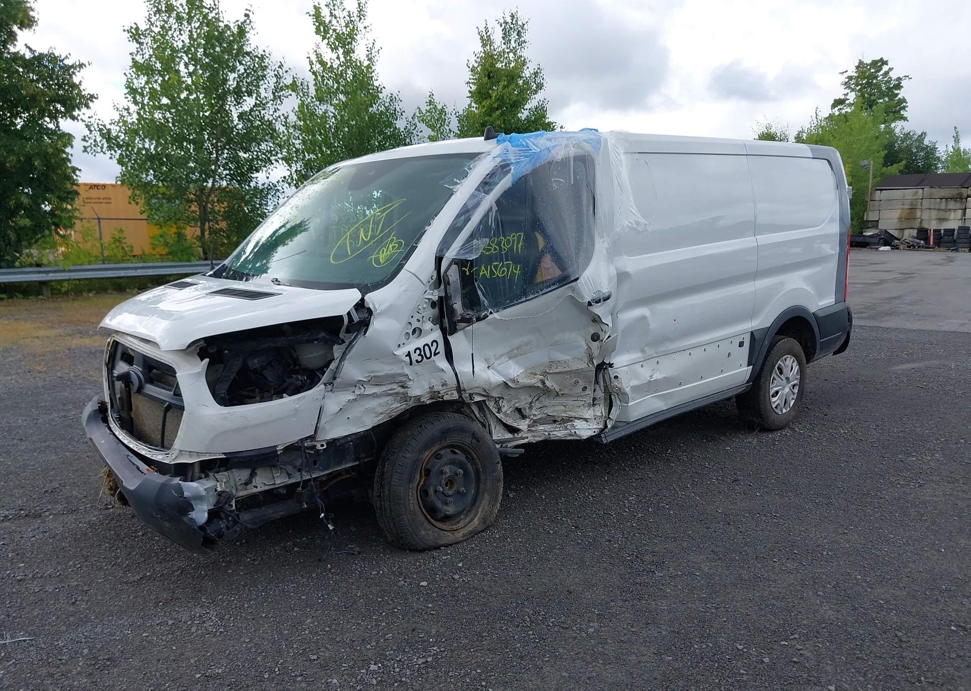 2022 FORD transit t-250