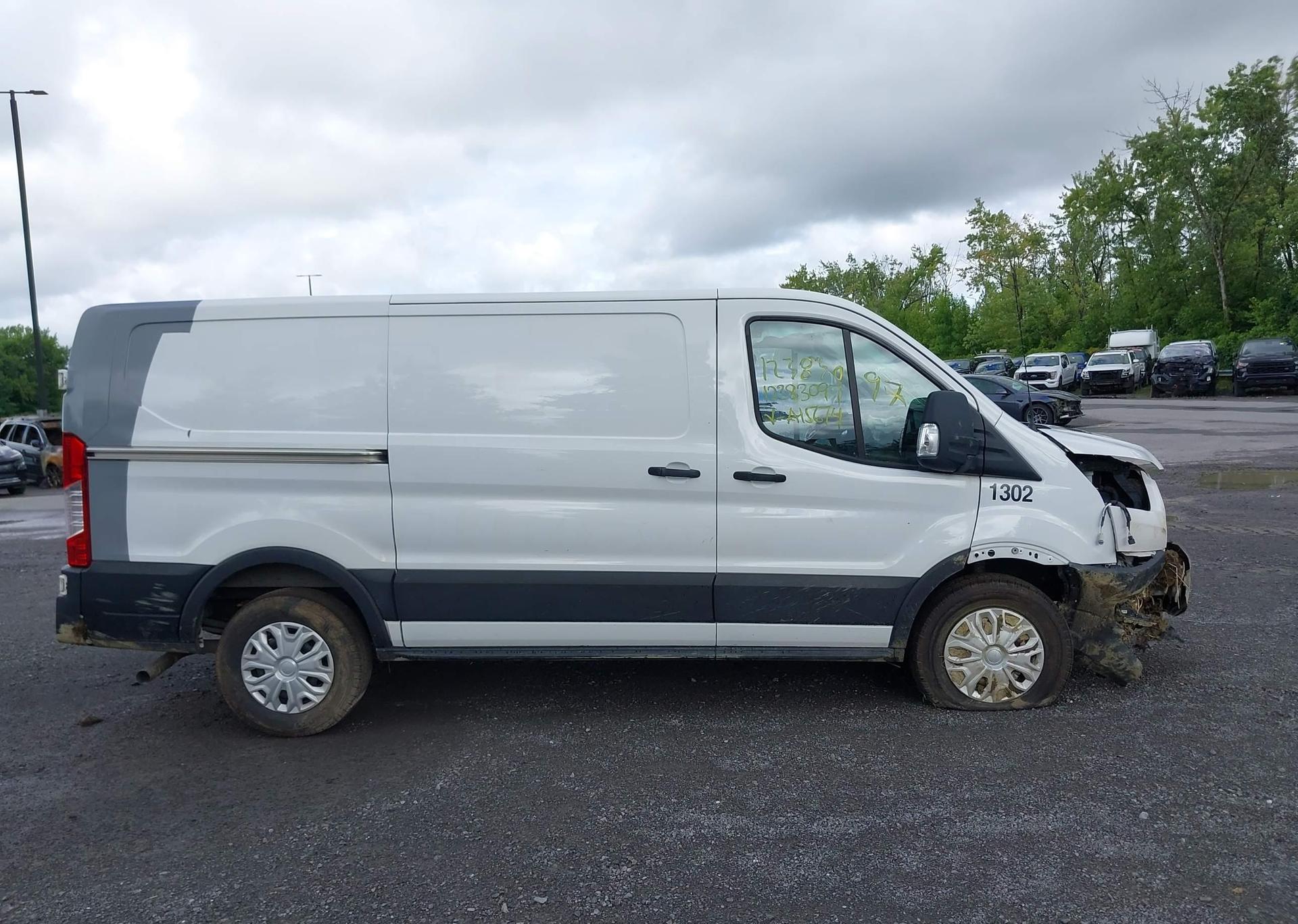 2022 FORD transit t-250