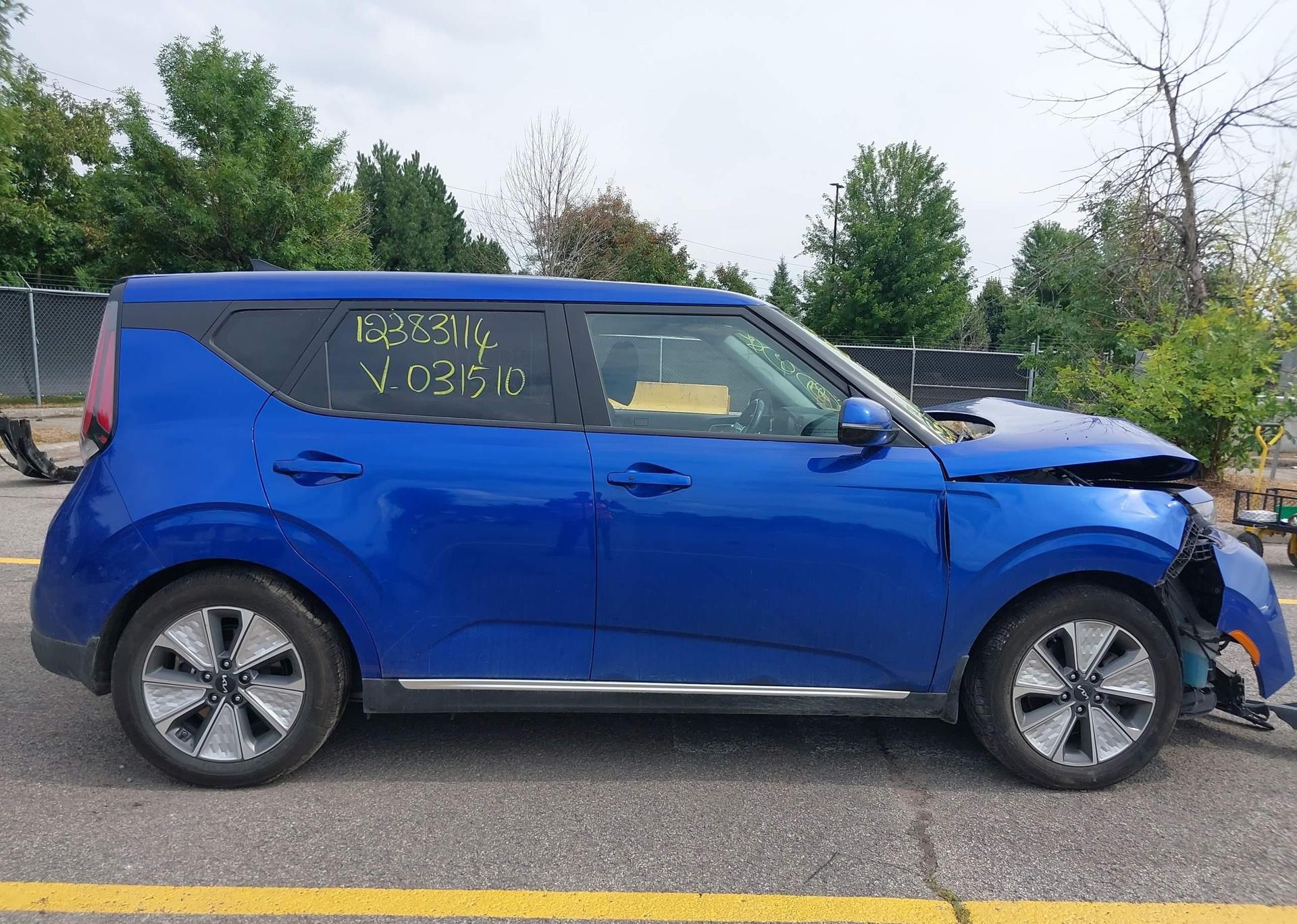 2023 KIA SOUL EV LIMITED
