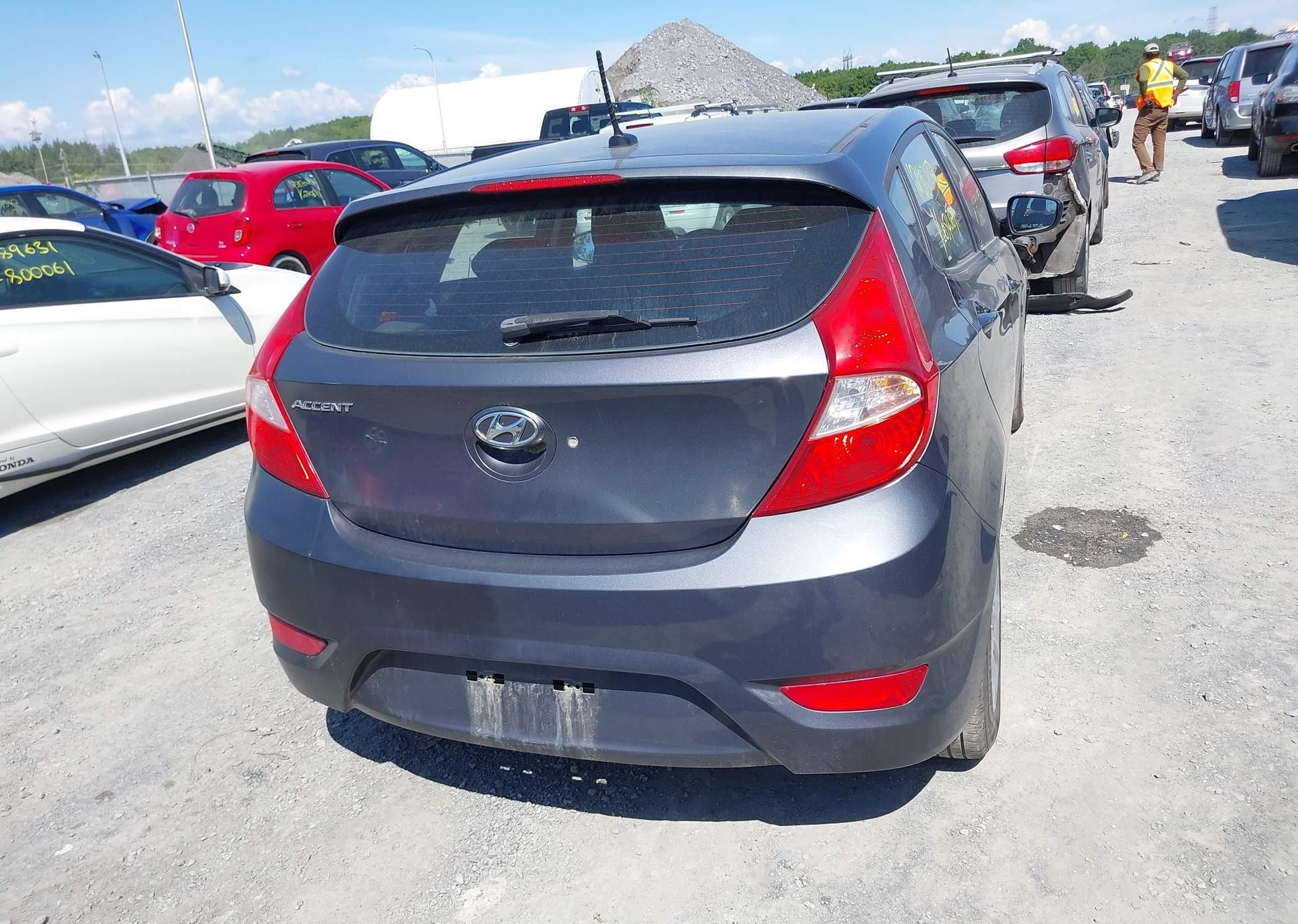 2012 HYUNDAI ACCENT GLS