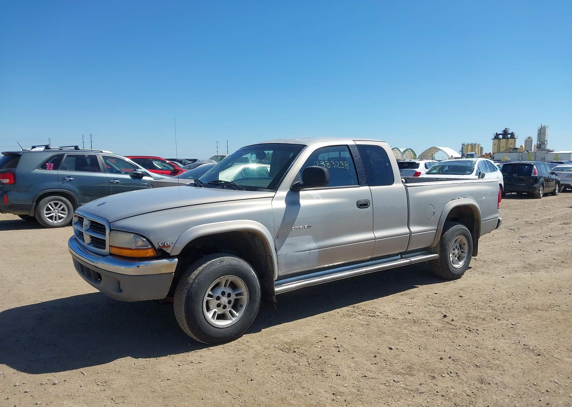 2000 DODGE DAKOTA SLT