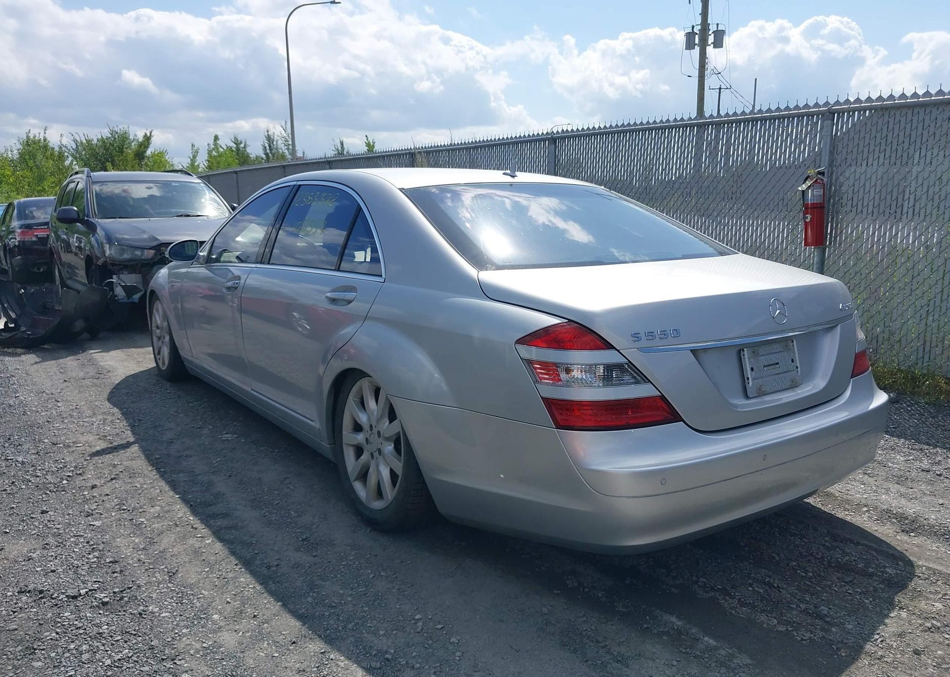 2007 MERCEDES-BENZ S 550 4MATIC