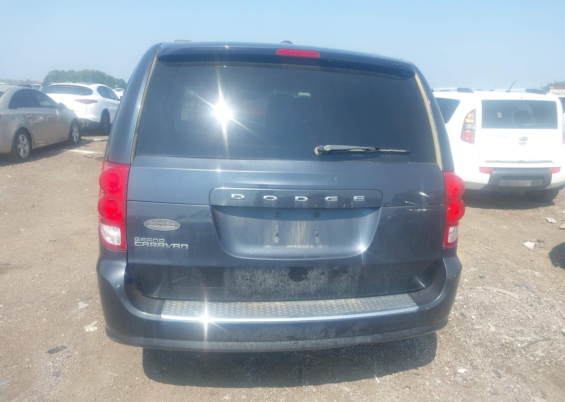 2014 DODGE GRAND CARAVAN SE