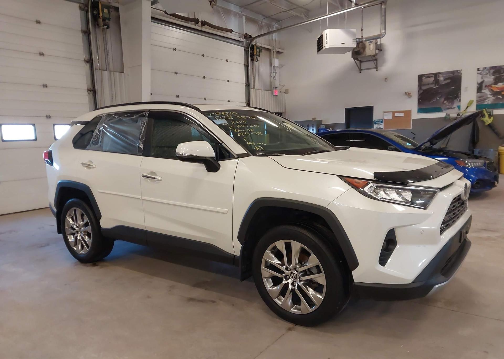 2021 TOYOTA RAV4 LIMITED