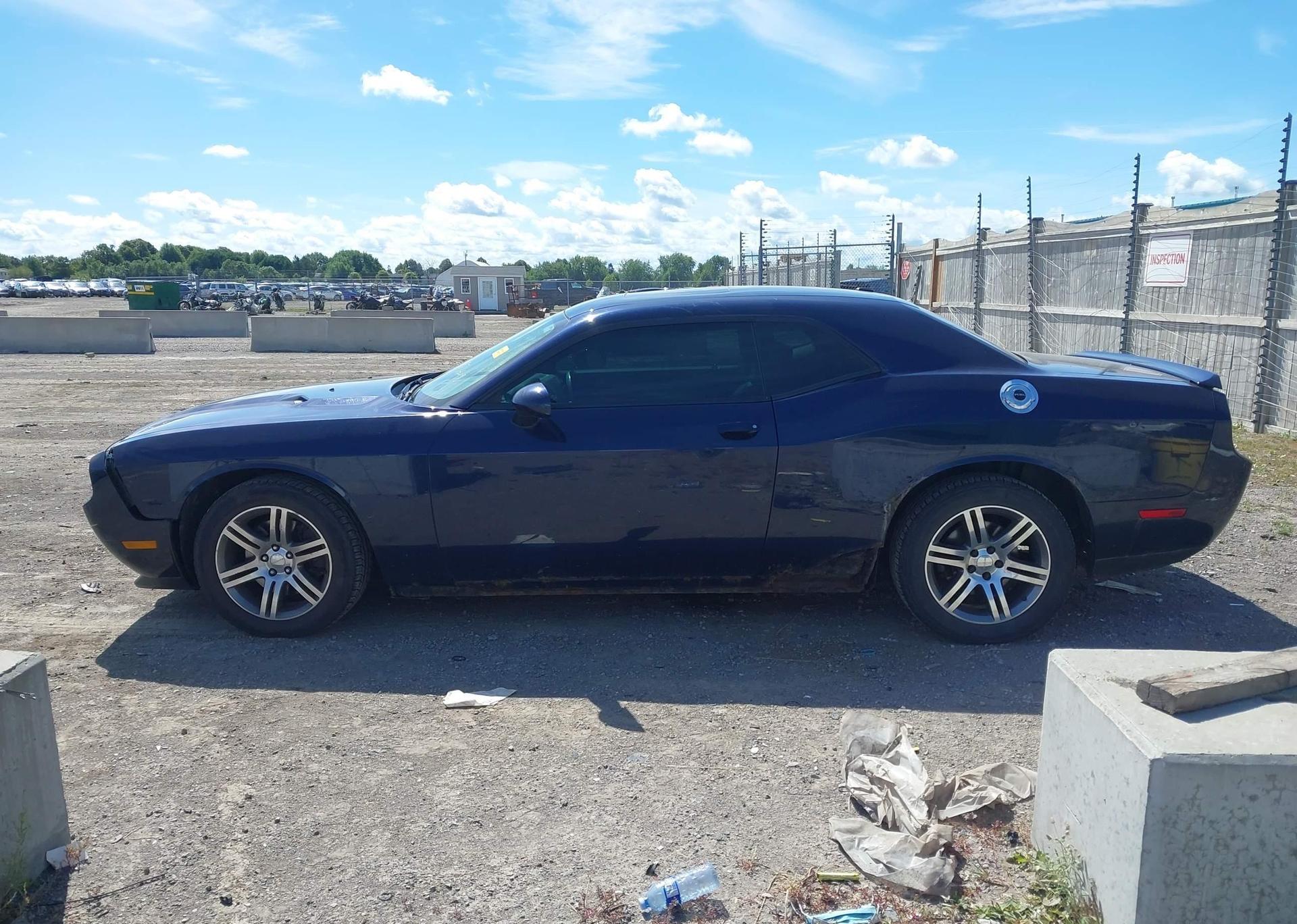 2013 DODGE CHALLENGER SXT