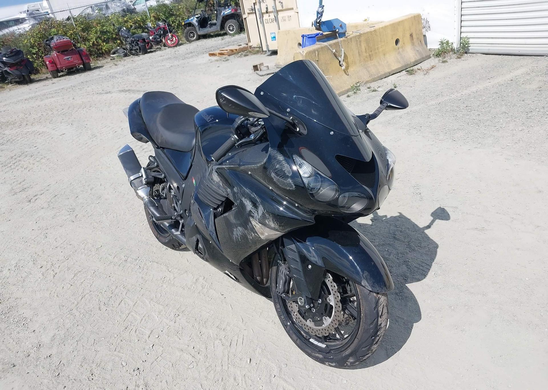 2011 KAWASAKI ZX1400 C