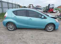 2012 TOYOTA Prius c