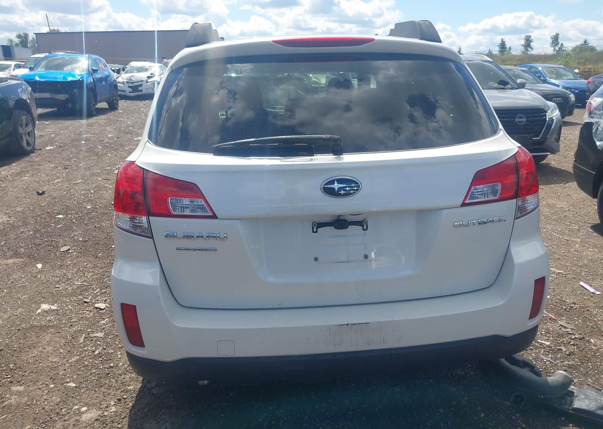 2012 SUBARU OUTBACK 2.5I LIMITED