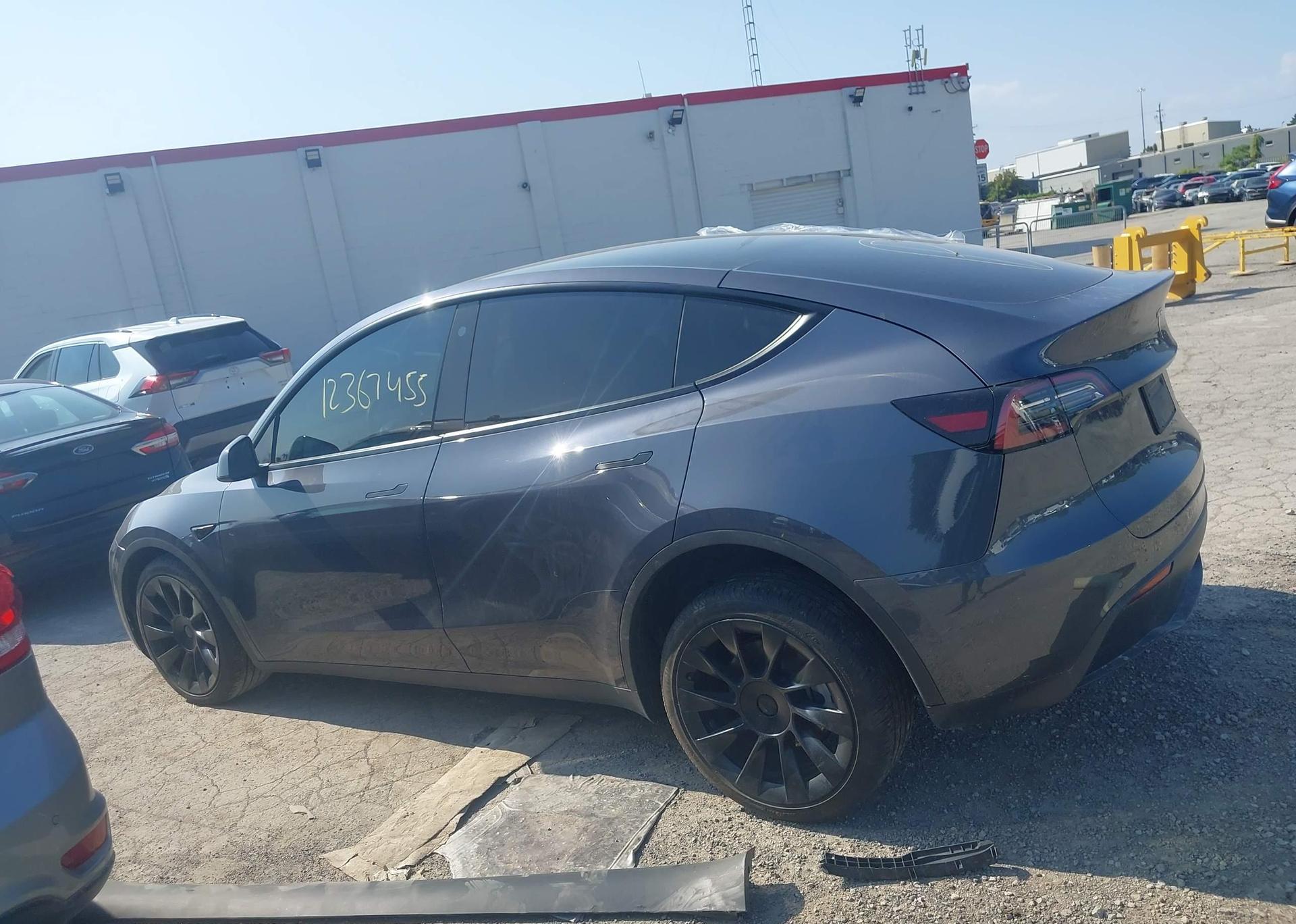 2023 TESLA MODEL Y LONG RANGE