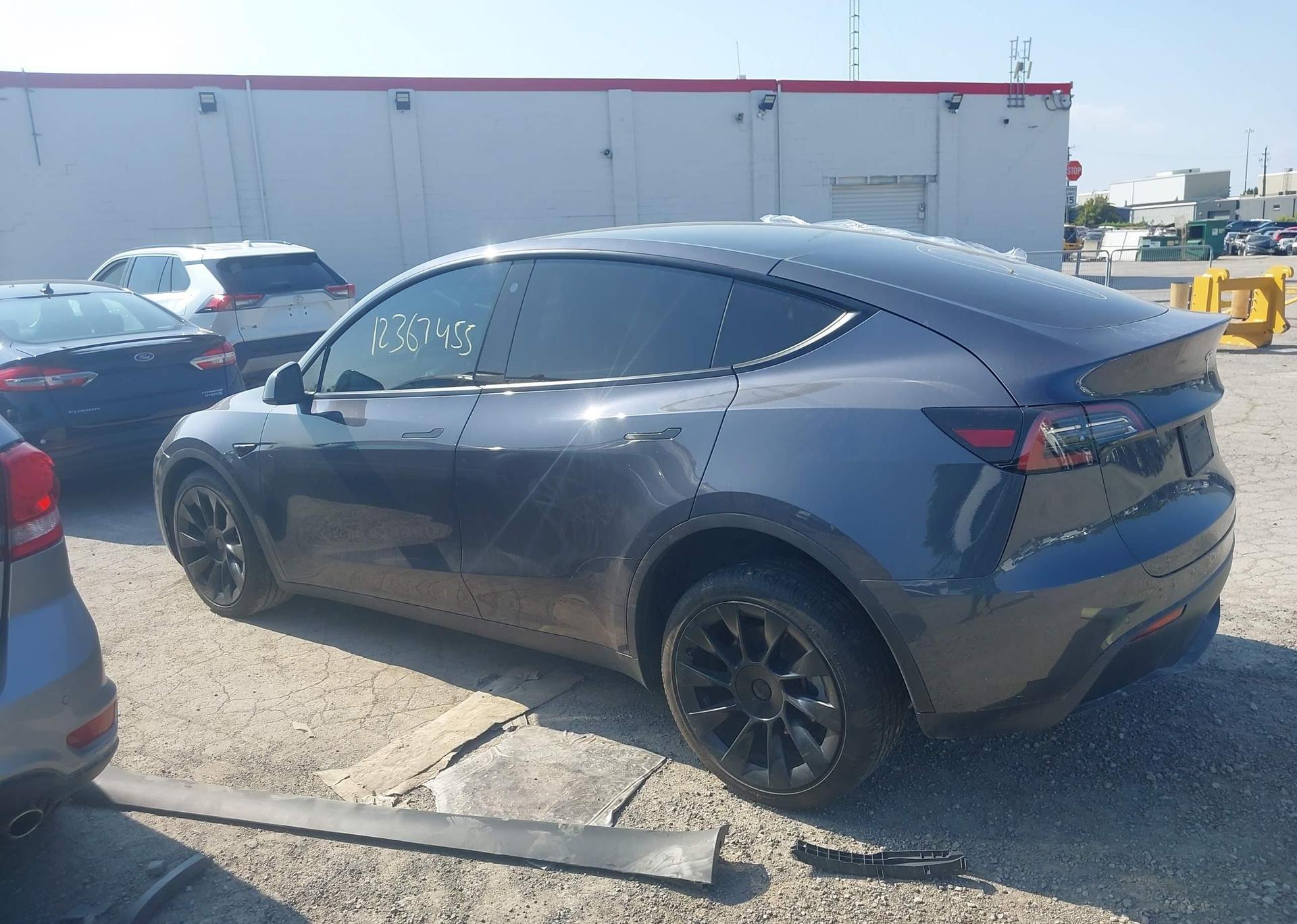 2023 TESLA MODEL Y LONG RANGE