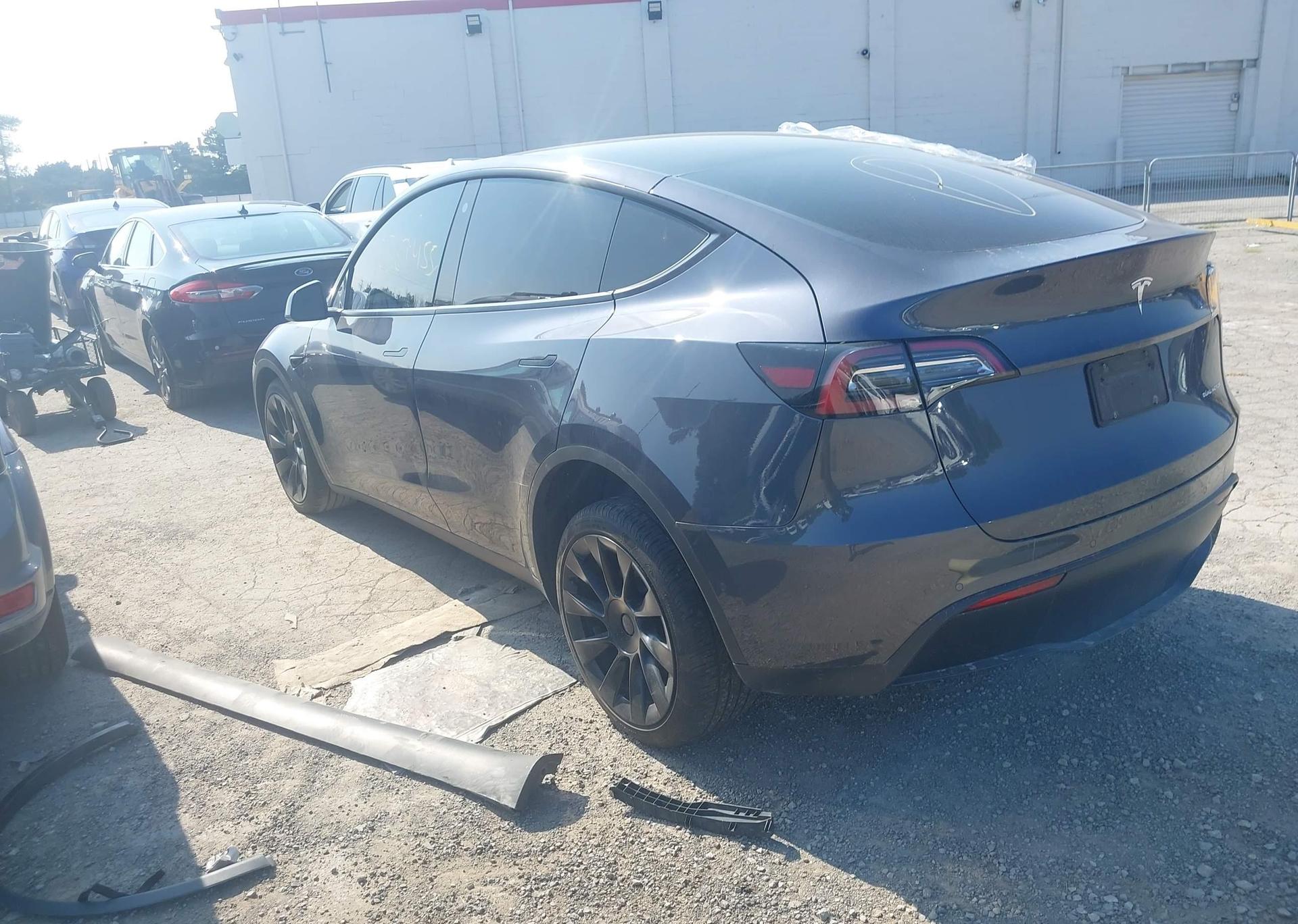 2023 TESLA MODEL Y LONG RANGE