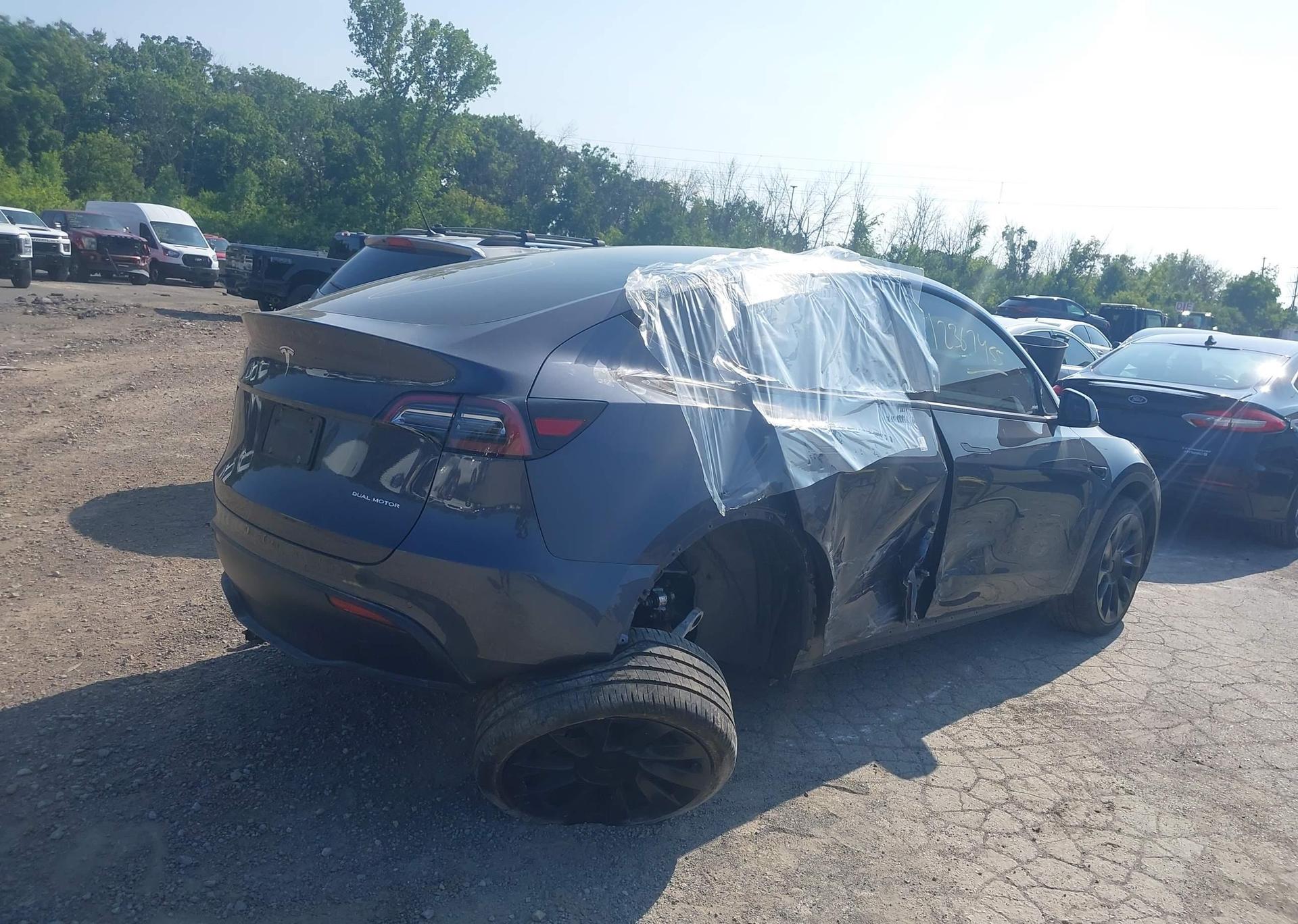 2023 TESLA MODEL Y LONG RANGE