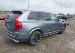 2017 VOLVO XC90 T6