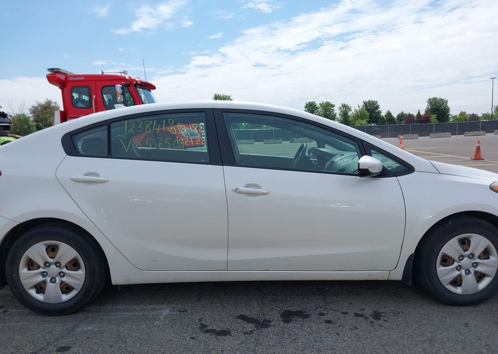 2016 KIA FORTE 1.8L LX