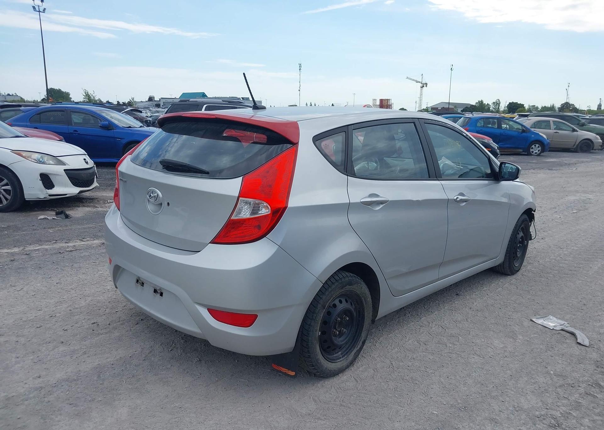 2013 HYUNDAI ACCENT GLS