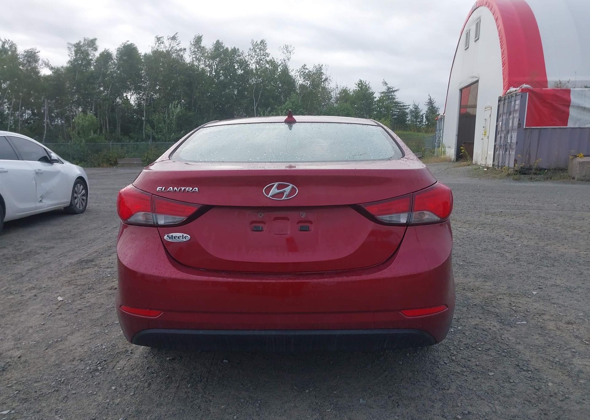 2015 HYUNDAI ELANTRA GL