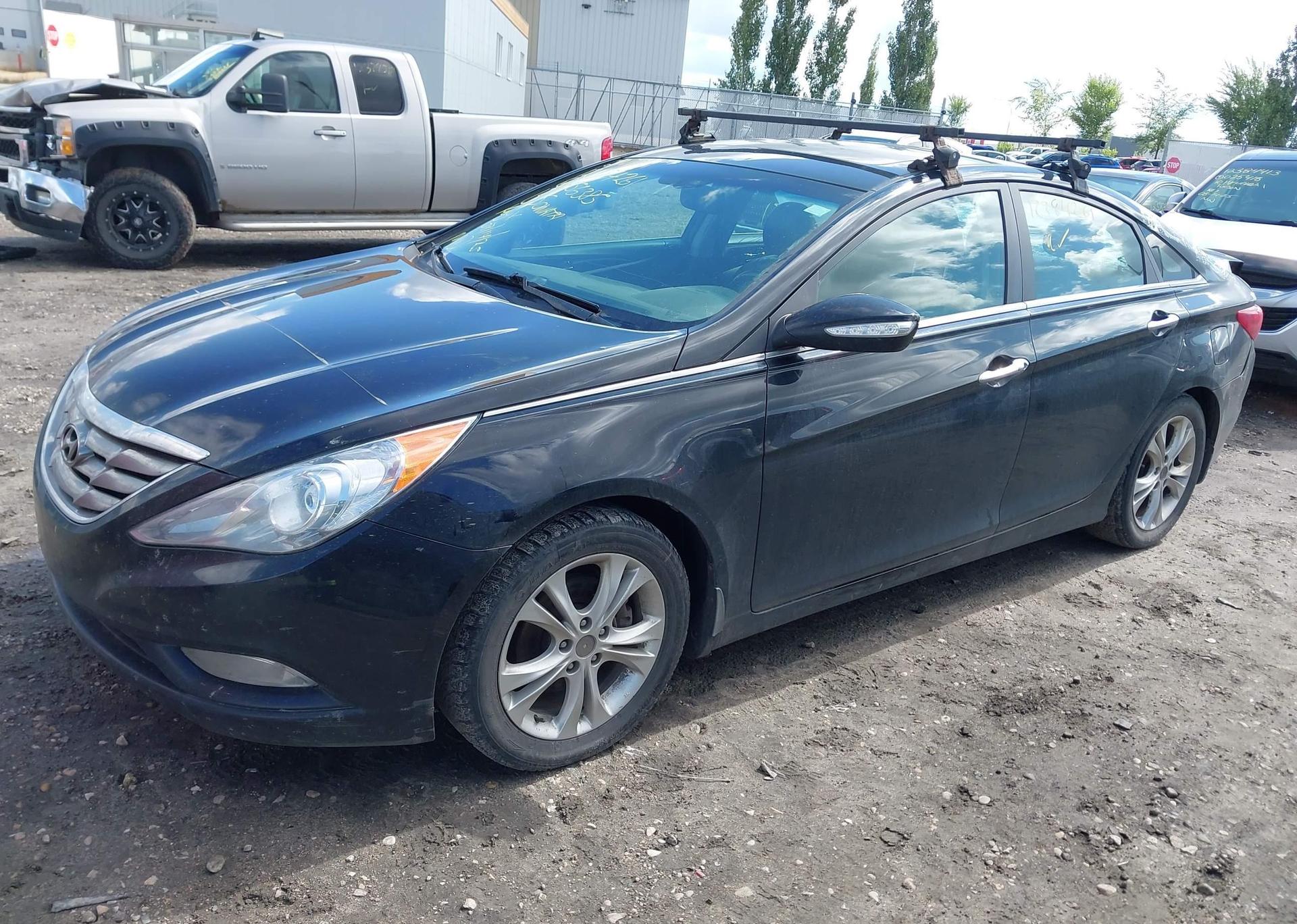 2013 HYUNDAI SONATA SE