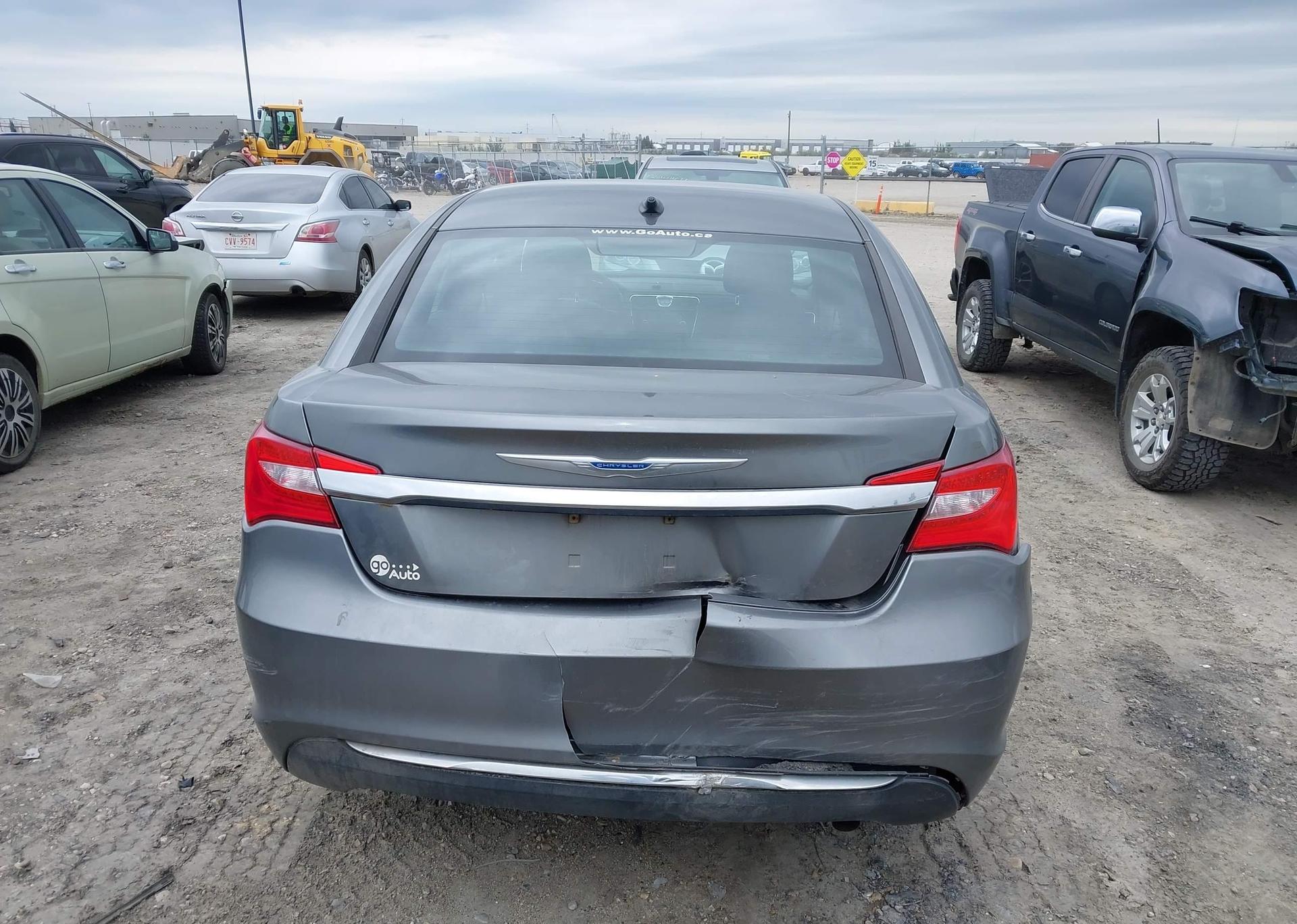 2012 CHRYSLER 200 LX