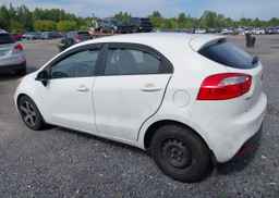 2013 KIA RIO