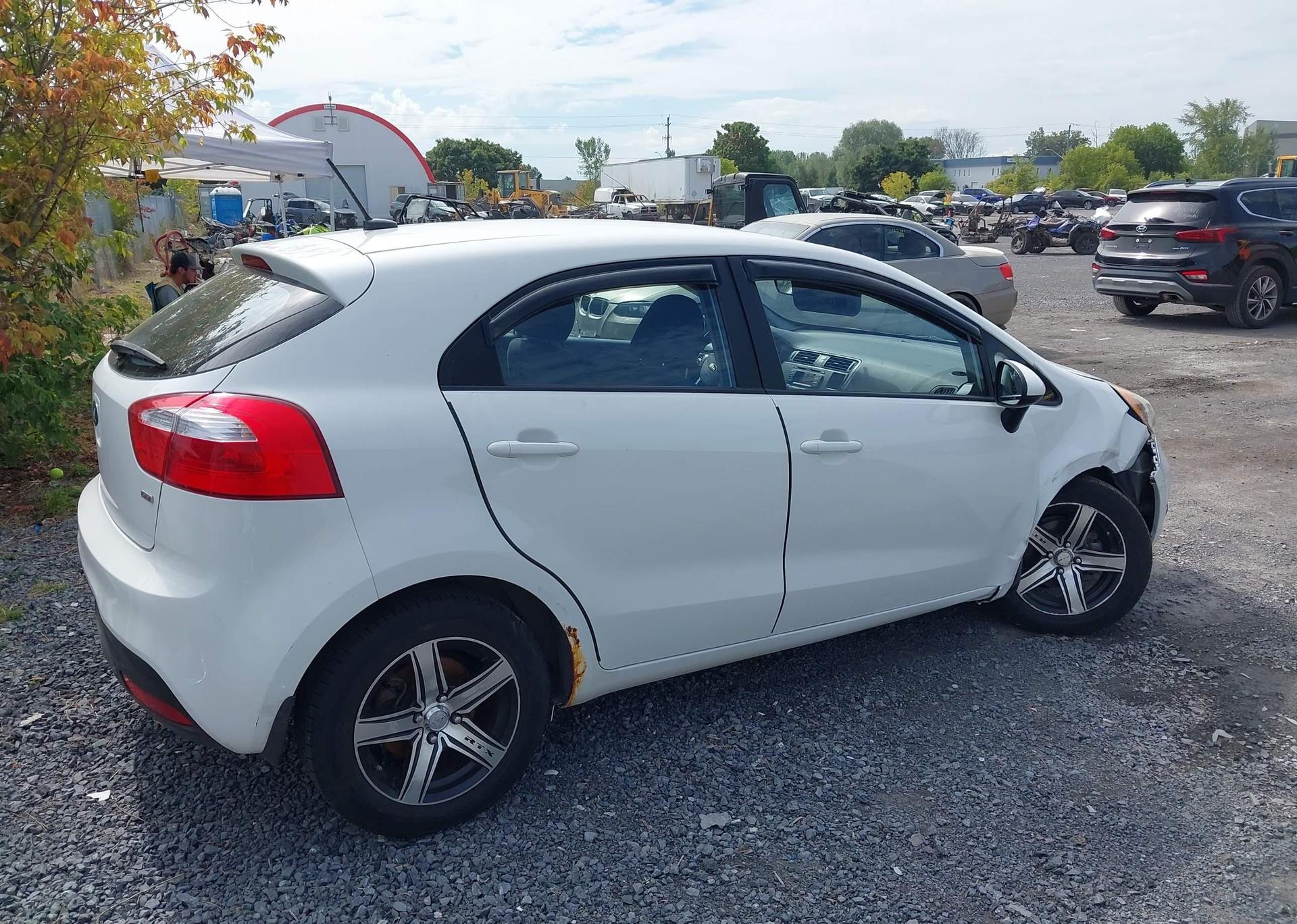 2013 KIA RIO
