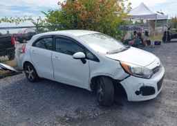 2013 KIA RIO