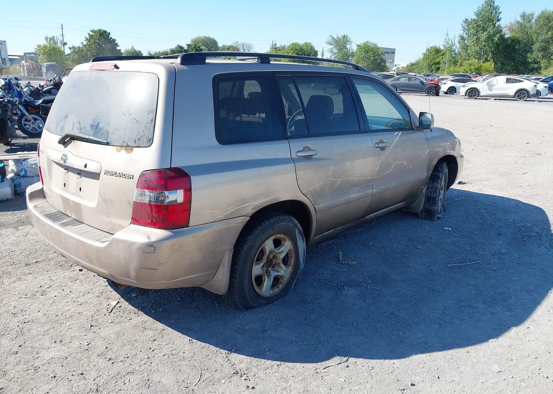 2005 TOYOTA HIGHLANDER
