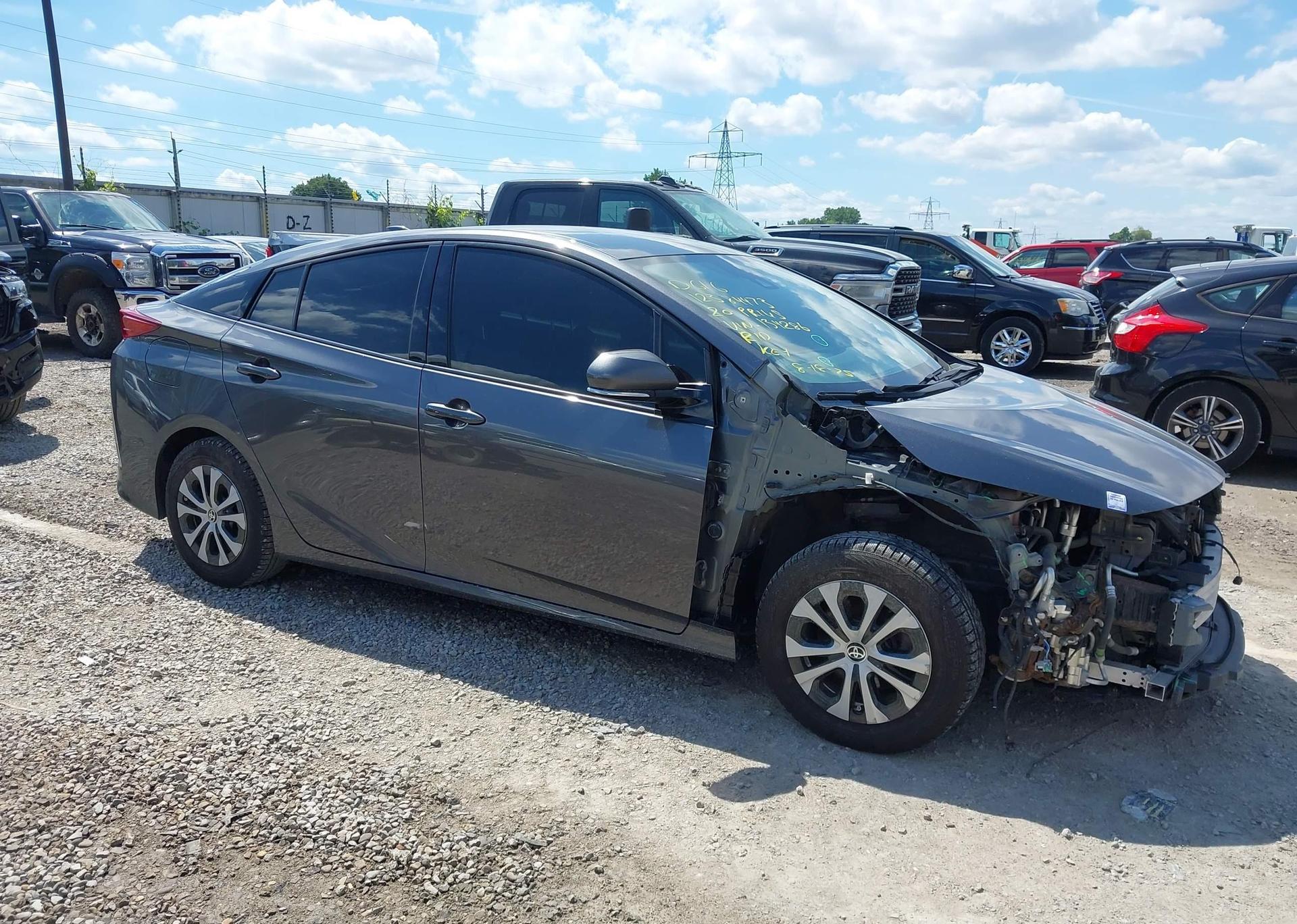 2020 TOYOTA PRIUS PRIME LE