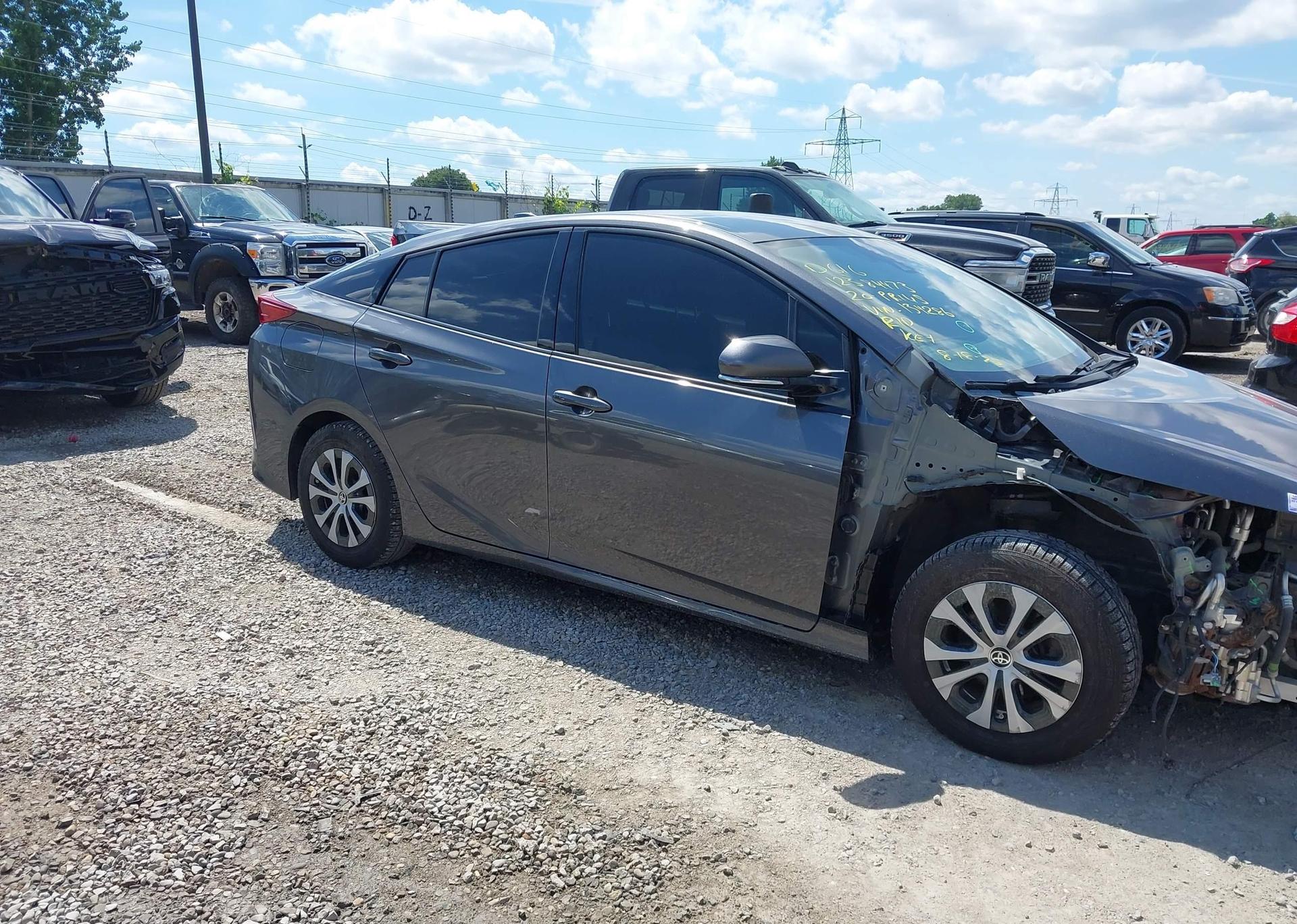 2020 TOYOTA PRIUS PRIME LE