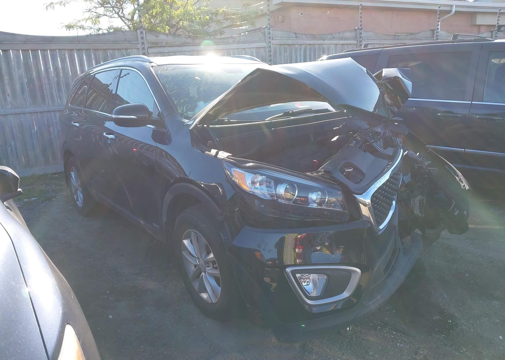 2018 KIA SORENTO LX
