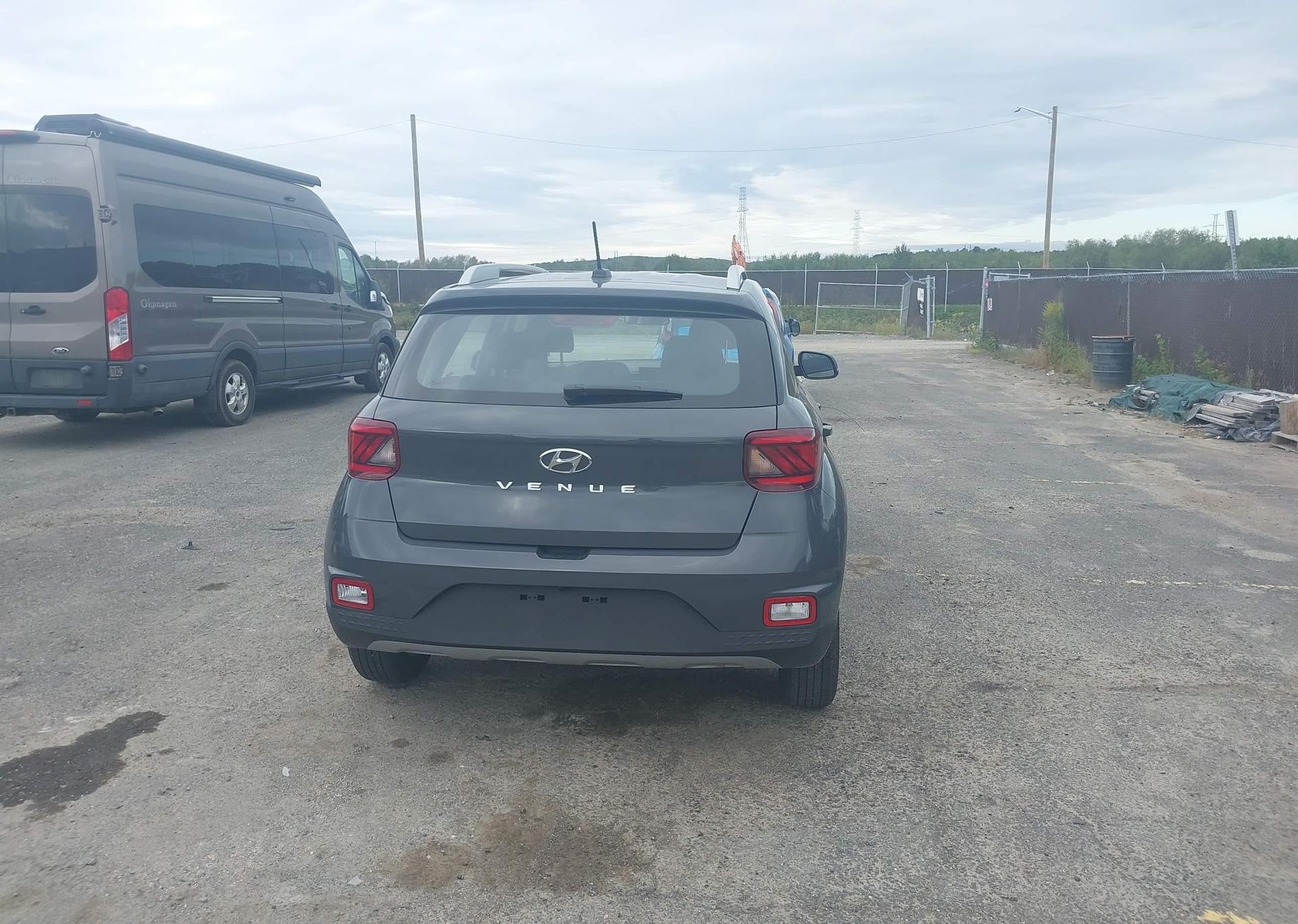 2025 HYUNDAI VENUE SEL