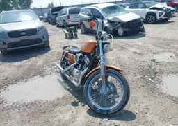 2000 HARLEY-DAVIDSON XL883