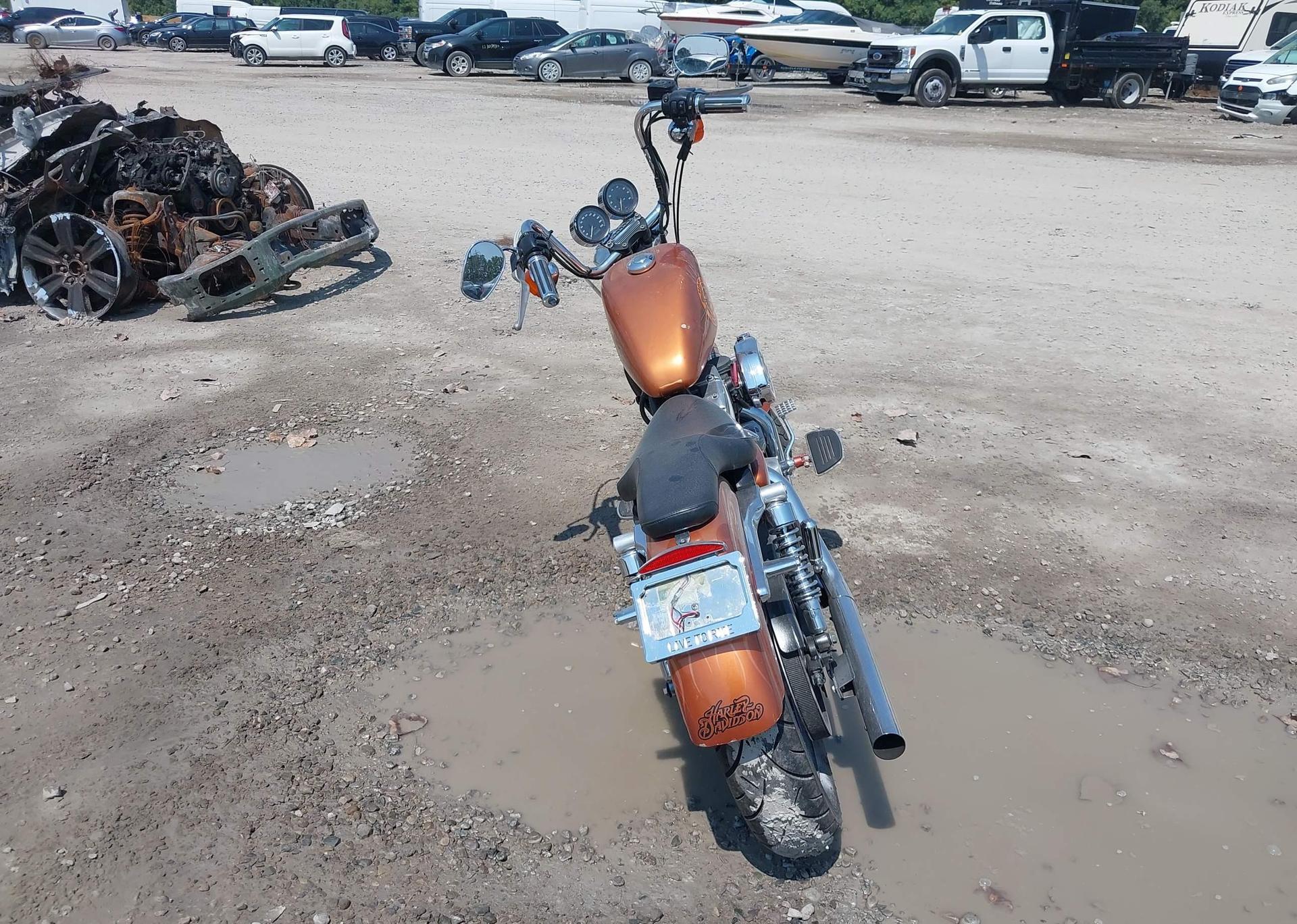 2000 HARLEY-DAVIDSON XL883
