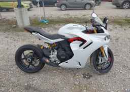 2023 DUCATI Supersport