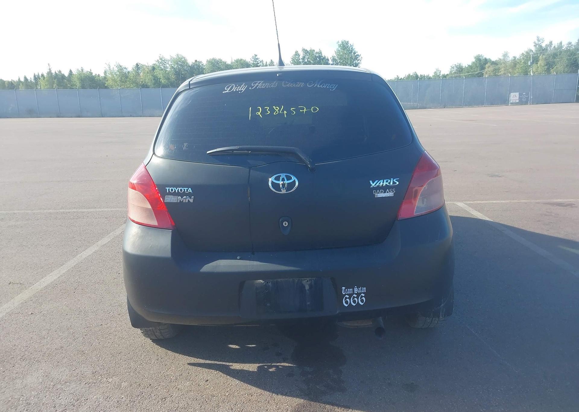 2007 TOYOTA YARIS LE