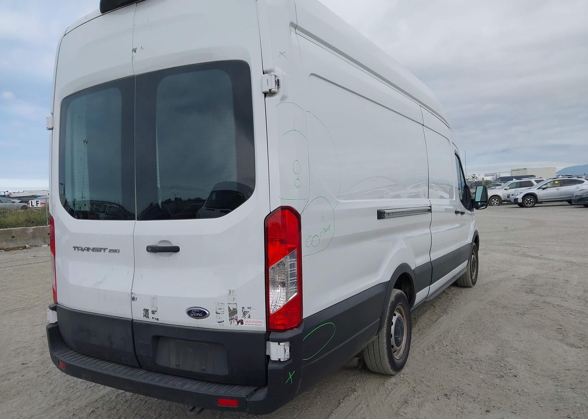 2021 FORD transit t-250
