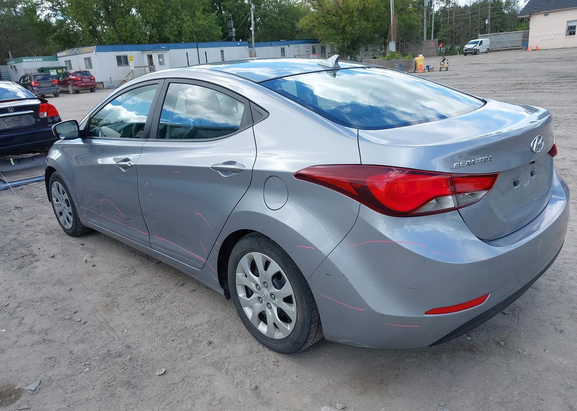 2015 HYUNDAI ELANTRA GL