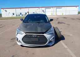 2013 HYUNDAI Veloster Turbo